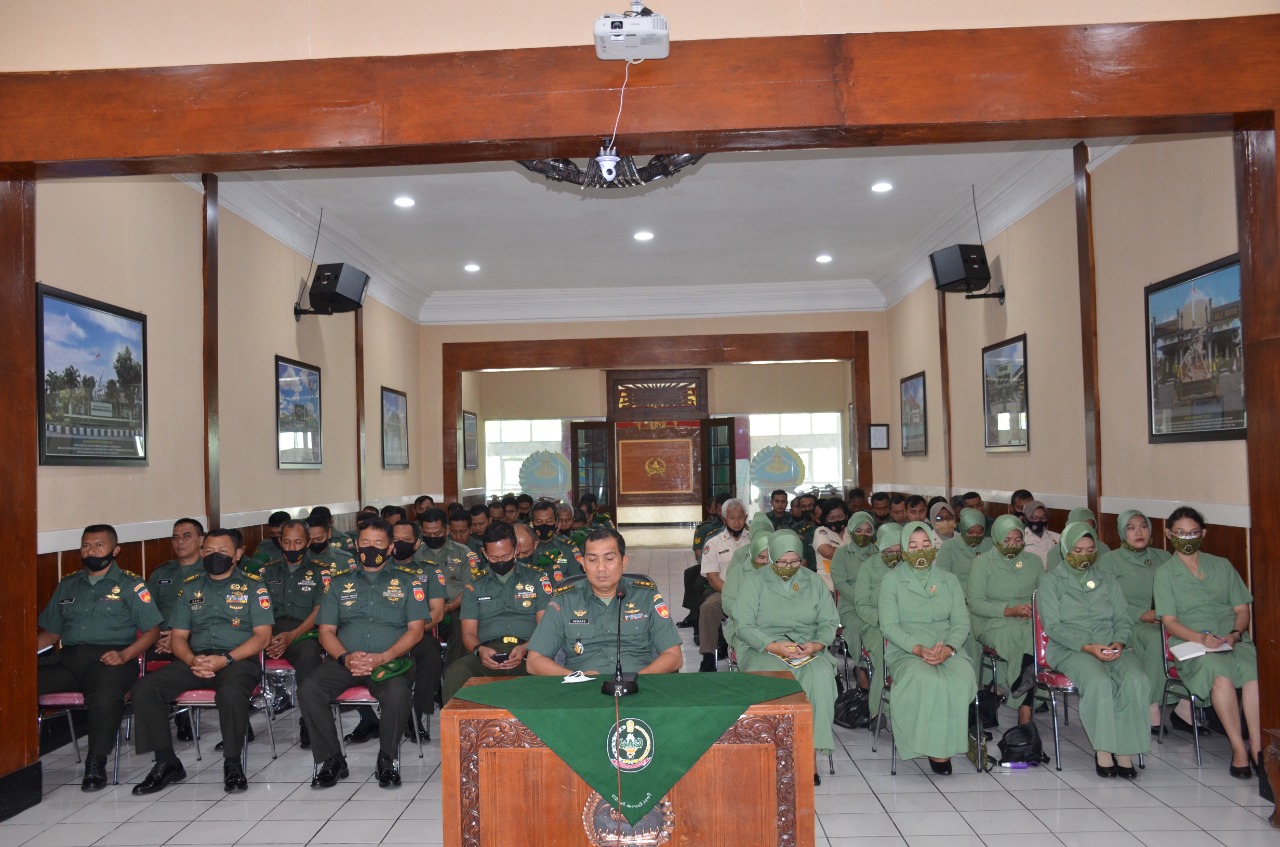 Prajurit Korem 073/MKT Terima Penyuluhan Gejala Dan Tanda-Tanda Kanker Pada Anak 